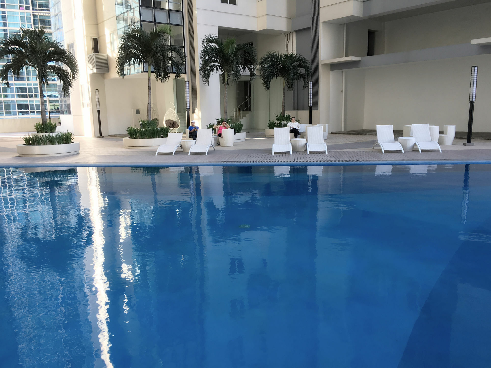Maxstays - Max Style @ Fort Victoria Makati City Dış mekan fotoğraf