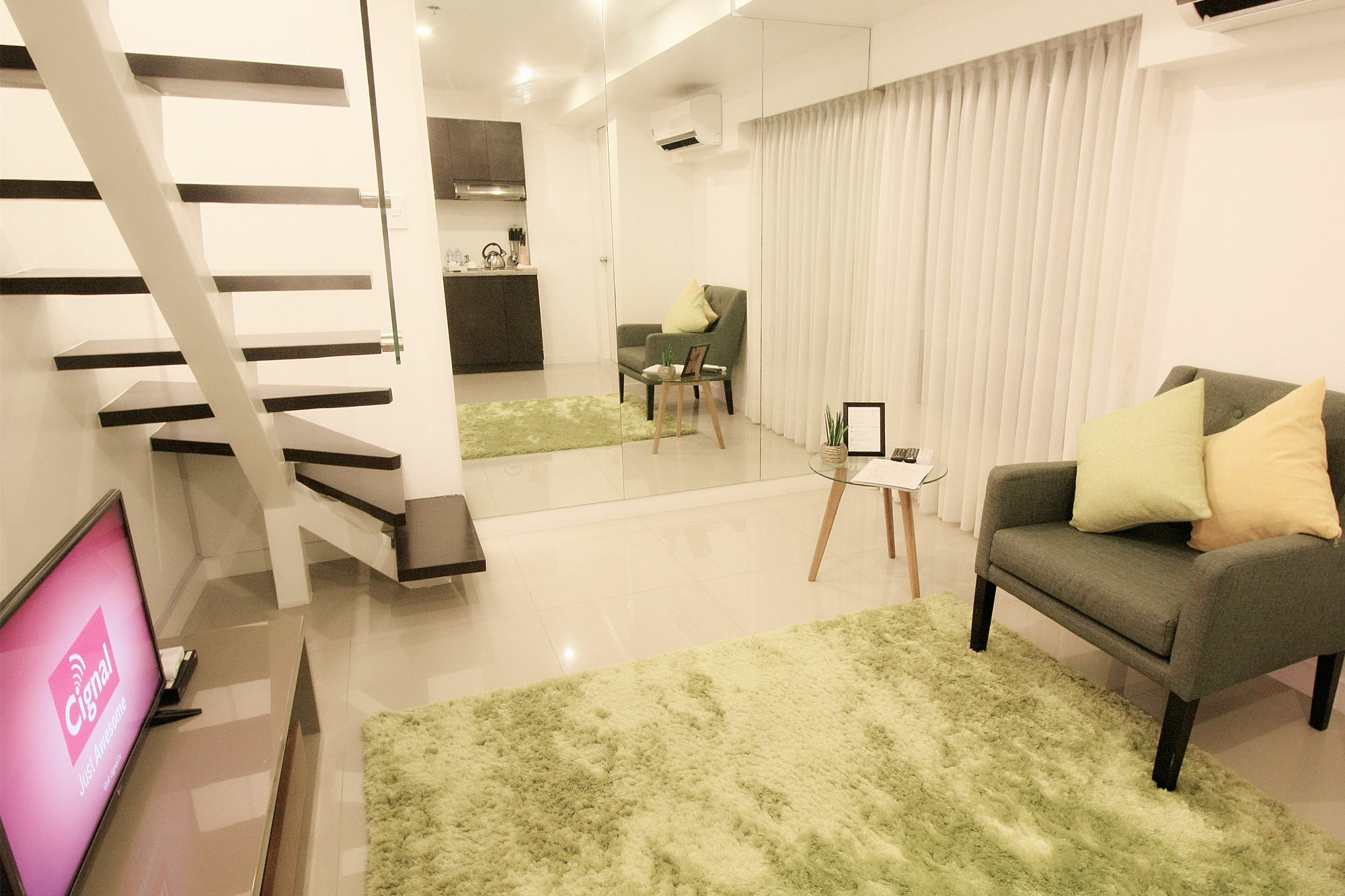 Maxstays - Max Style @ Fort Victoria Makati City Dış mekan fotoğraf